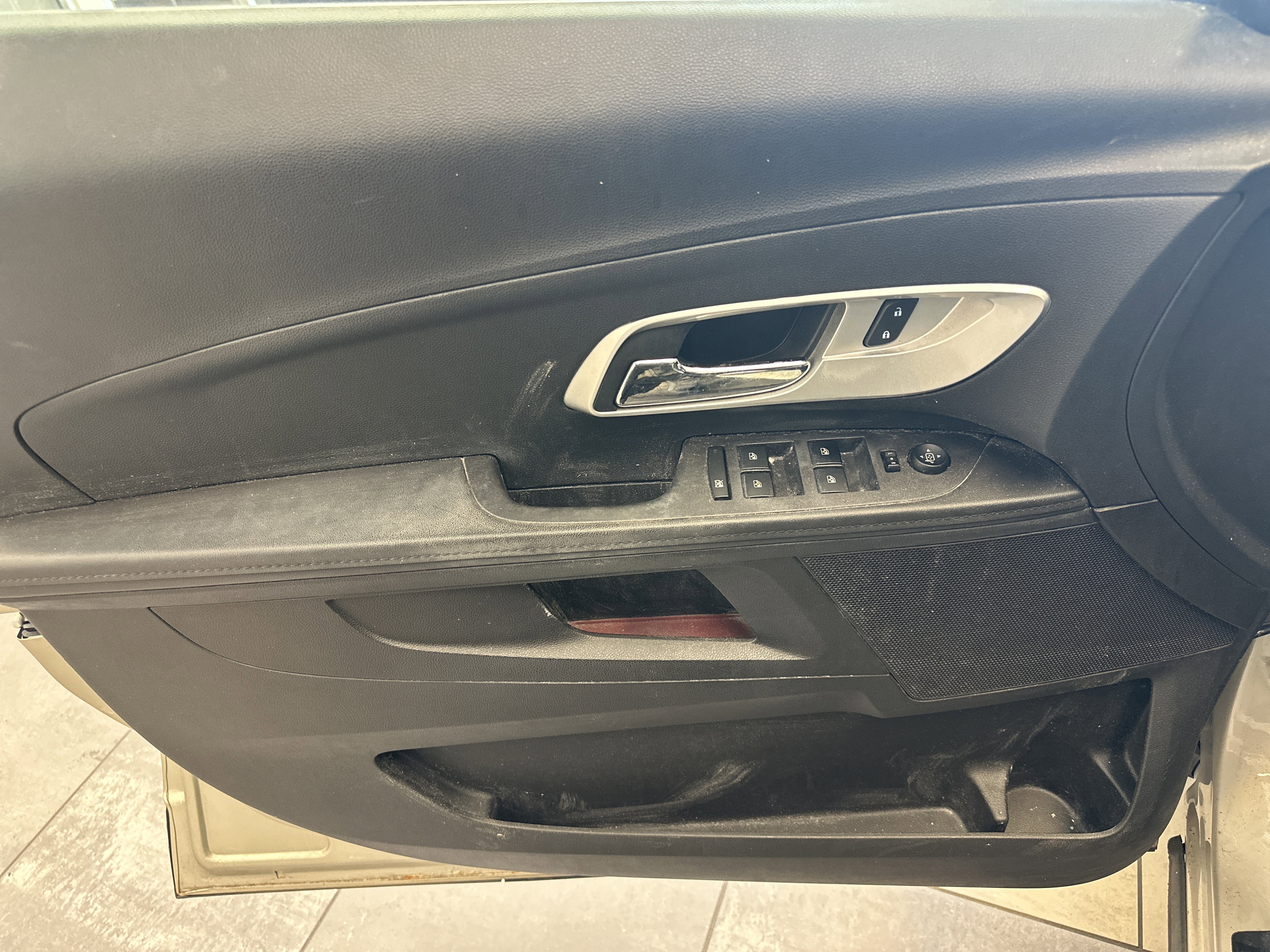 Used 2013 Chevrolet Equinox LS image 19