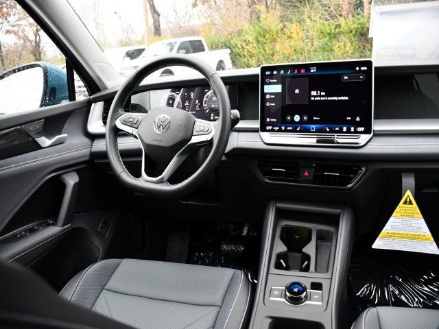 New 2026 Volkswagen Tiguan SE AWD/4WD image 19