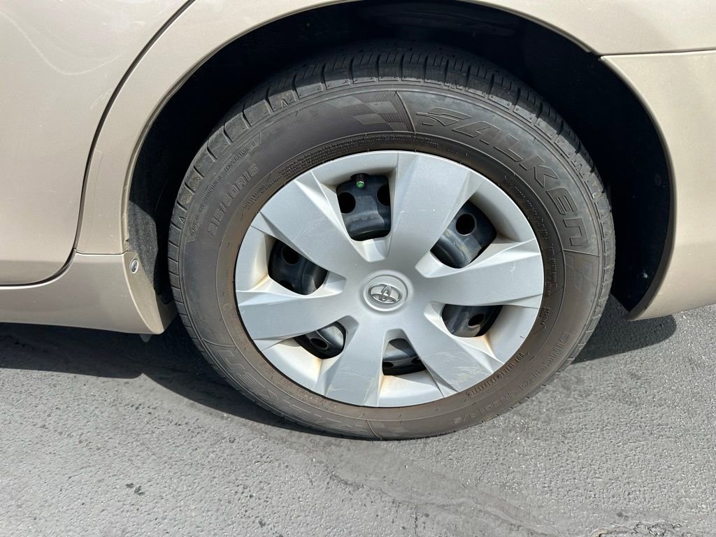 Used 2009 Toyota Camry LE image 3