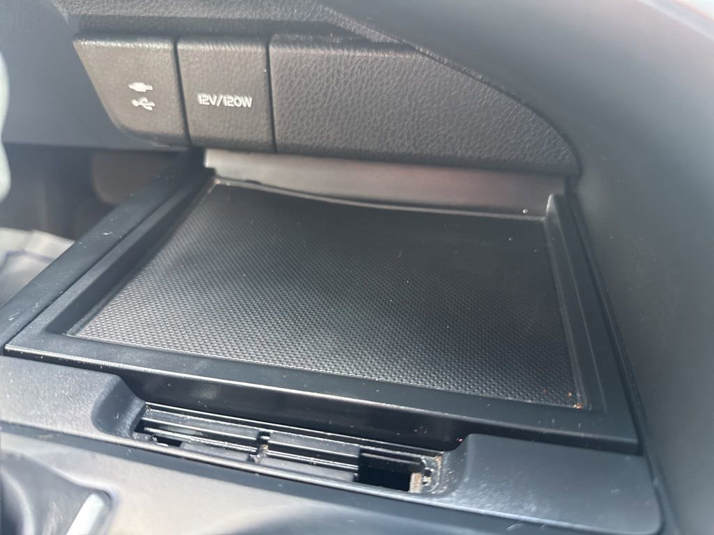 Used 2018 Toyota Camry SE image 33