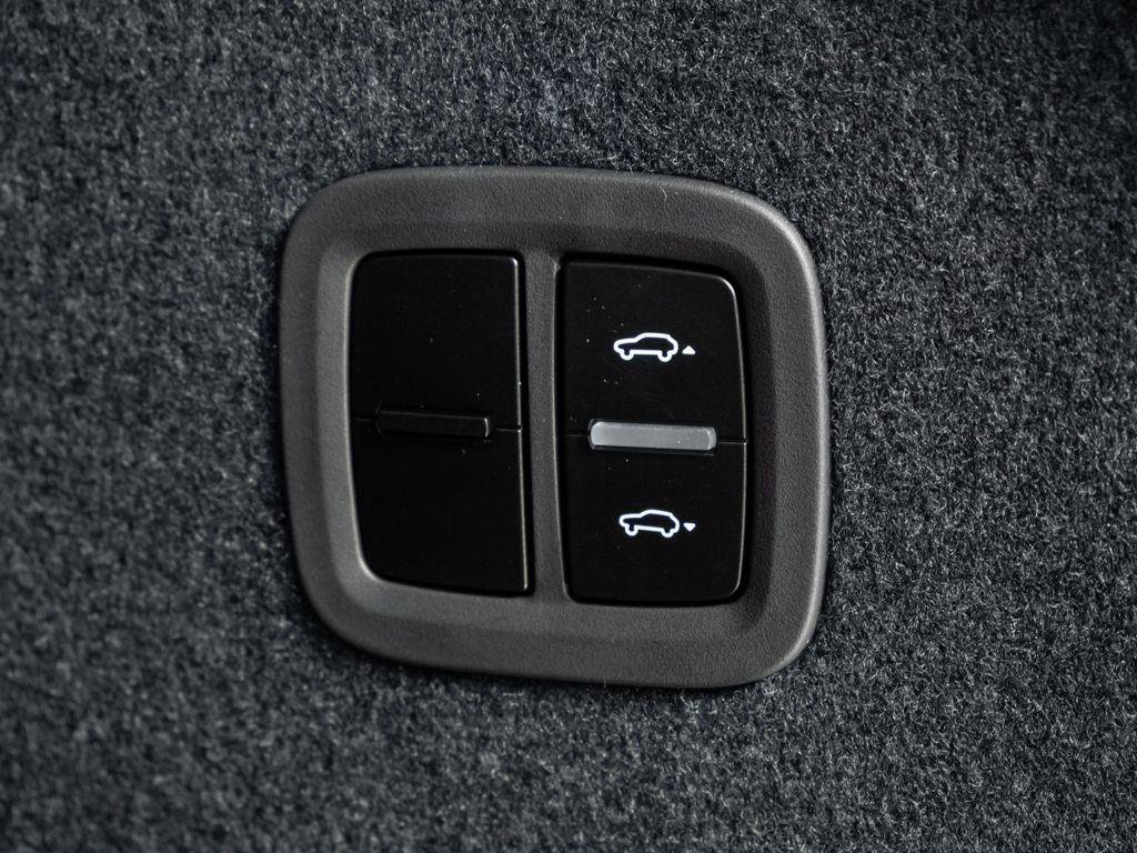 New 2026 Porsche Cayenne S AWD/4WD image 32