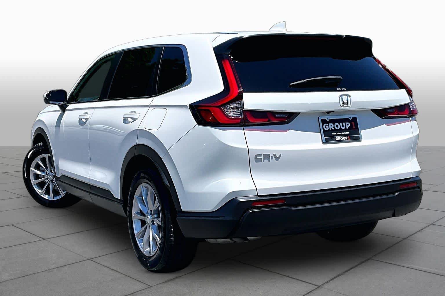 Used 2025 Honda CR-V EX image 12