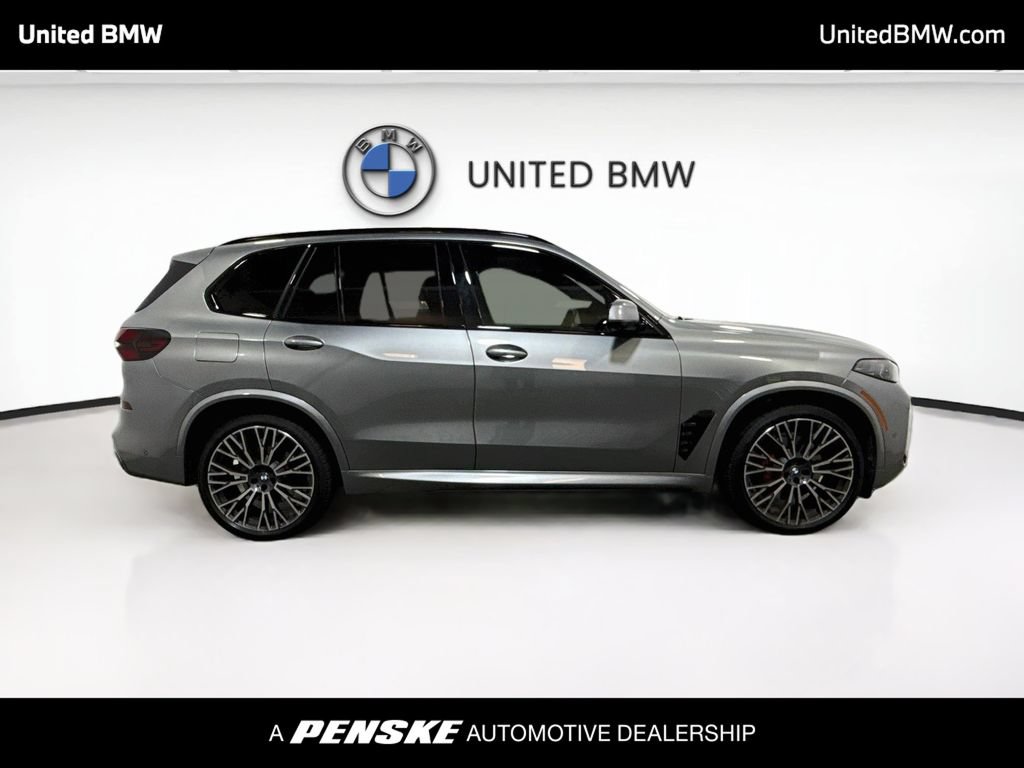 Certified 2025 BMW X5 sDrive40i w/ M Sport Package RWD image 4