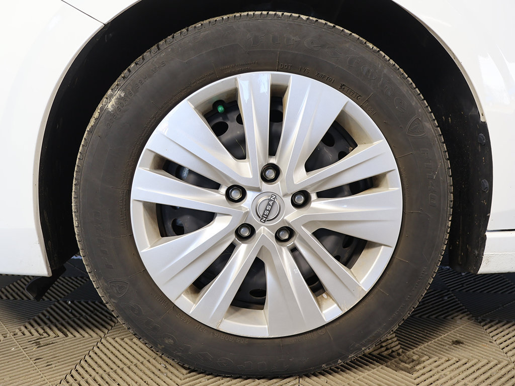 Used 2024 Nissan Sentra S FWD image 15