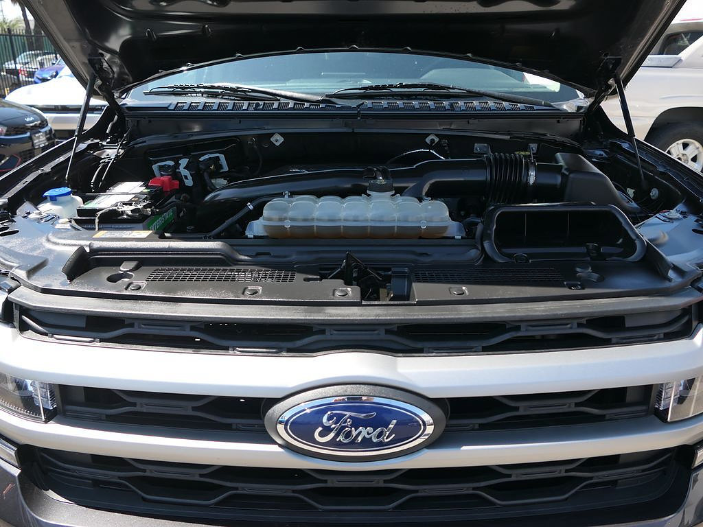 Used 2024 Ford Expedition Max XLT RWD image 27