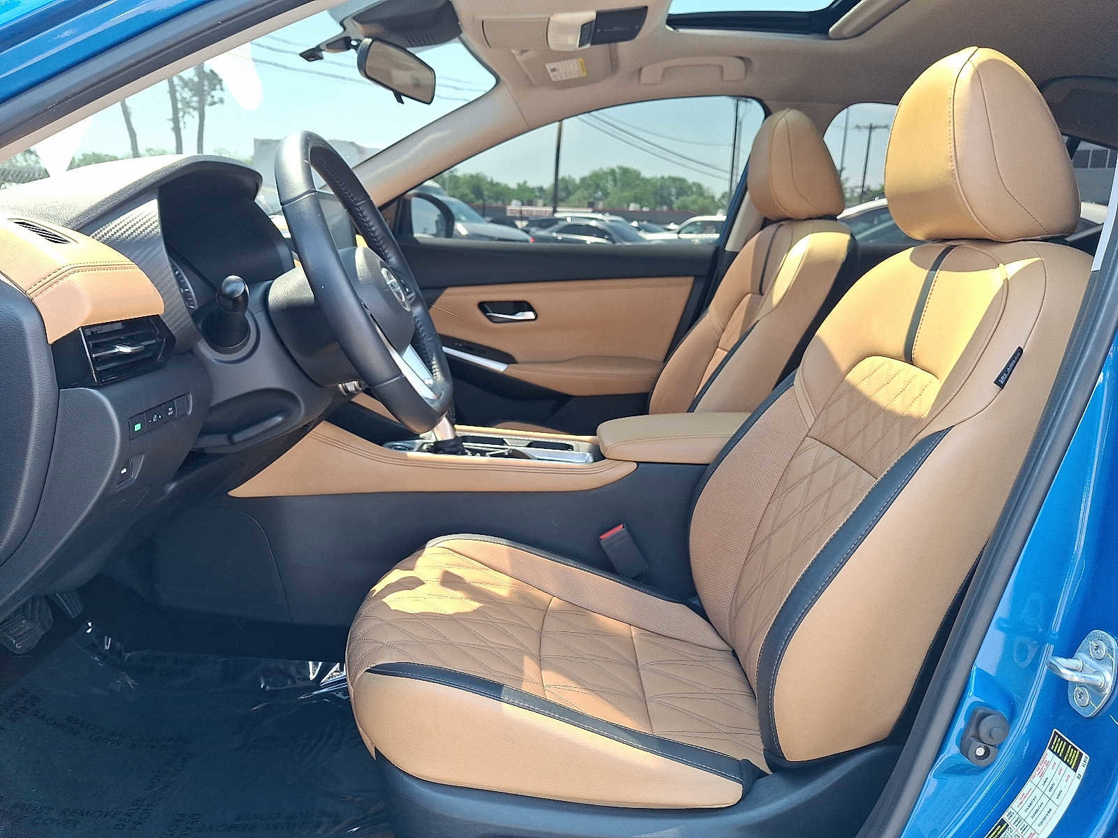 Used 2020 Nissan Sentra SV w/ SV Premium Package FWD image 14