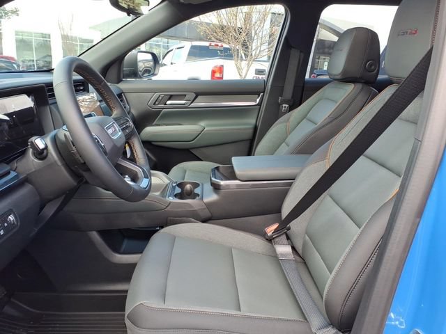 New 2026 GMC Terrain AT4 w/ Technology Package II AWD/4WD image 7