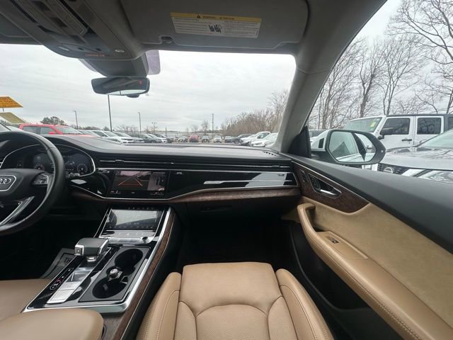 Used 2020 Audi Q8 Prestige AWD/4WD image 28