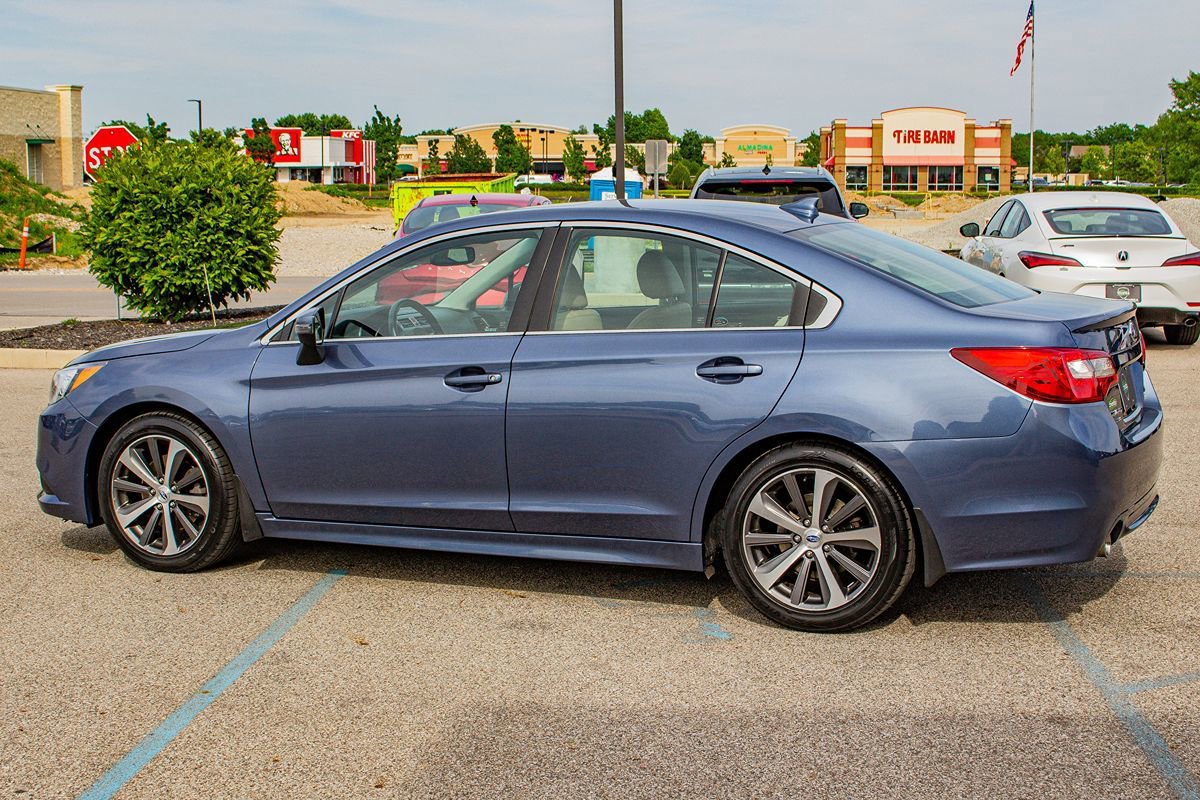 Used 2016 Subaru Legacy 3.6R Limited AWD/4WD image 5