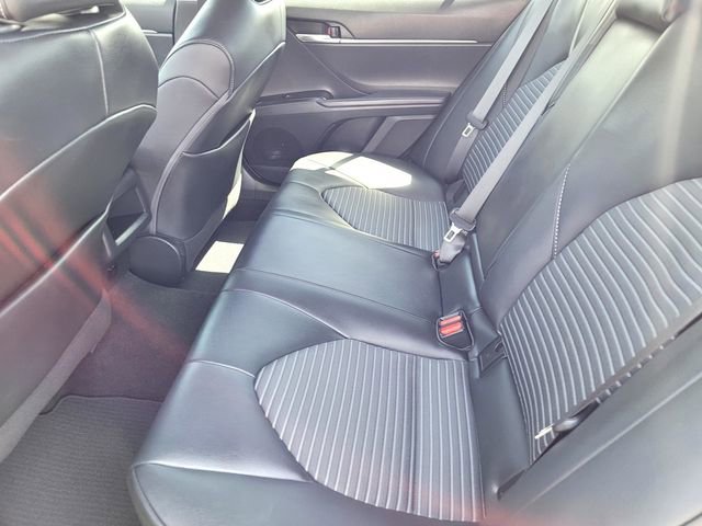 Used 2020 Toyota Camry SE w/ Convenience Package image 12