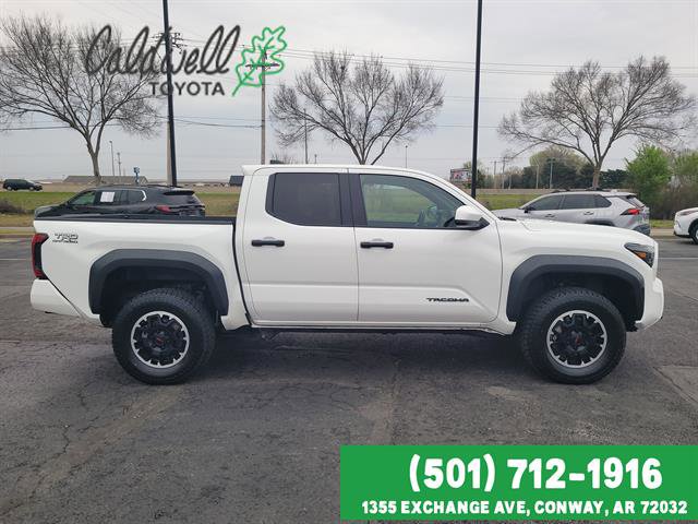 Certified 2024 Toyota Tacoma TRD Off-Road image 4