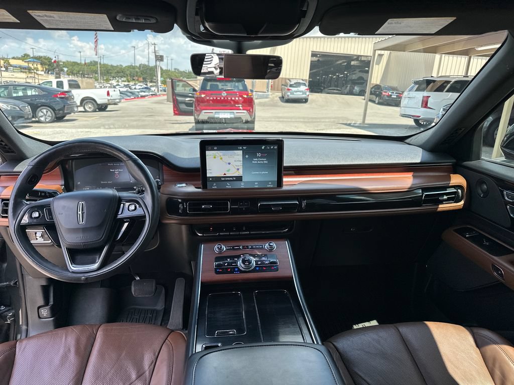 Used 2022 Lincoln Aviator Reserve w/ Elements Package Plus RWD image 15