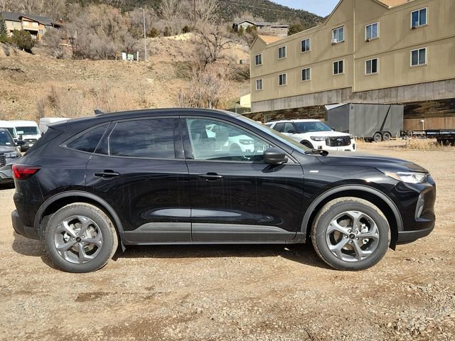 New 2026 Ford Escape ST-Line w/ Tech Pack #1 image 2