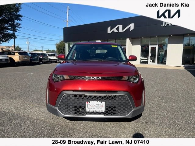 Certified 2023 Kia Soul LX w/ LX Technology Package FWD image 1