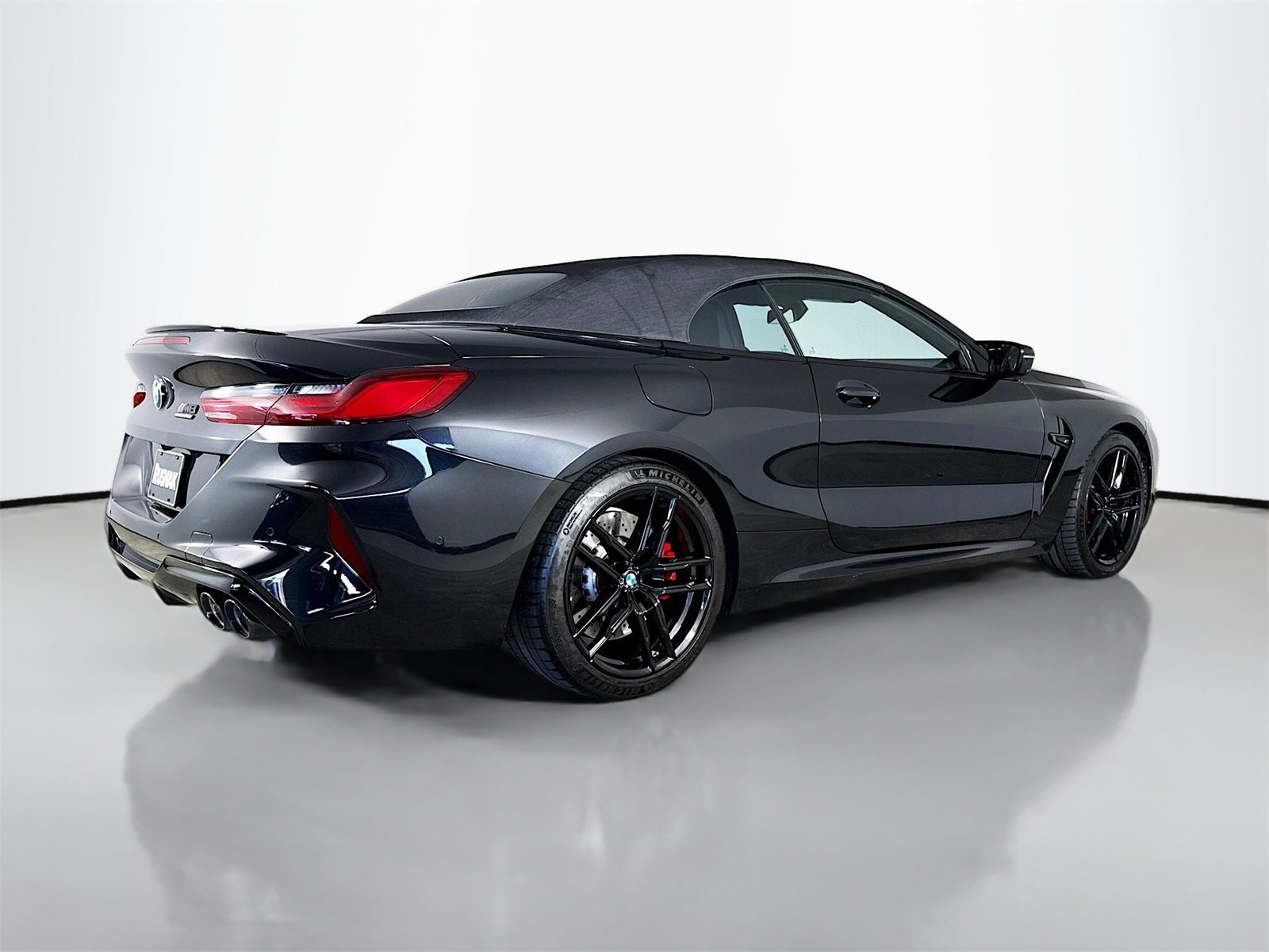 Used 2022 BMW M8 Competition w/ Driving Assistance Package image 7