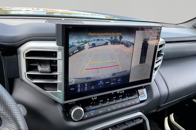 Used 2025 Toyota Tundra Platinum AWD/4WD image 11
