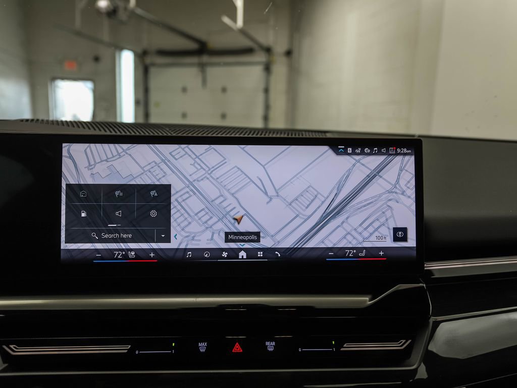 Used 2026 BMW 530i xDrive w/ Premium Package image 18