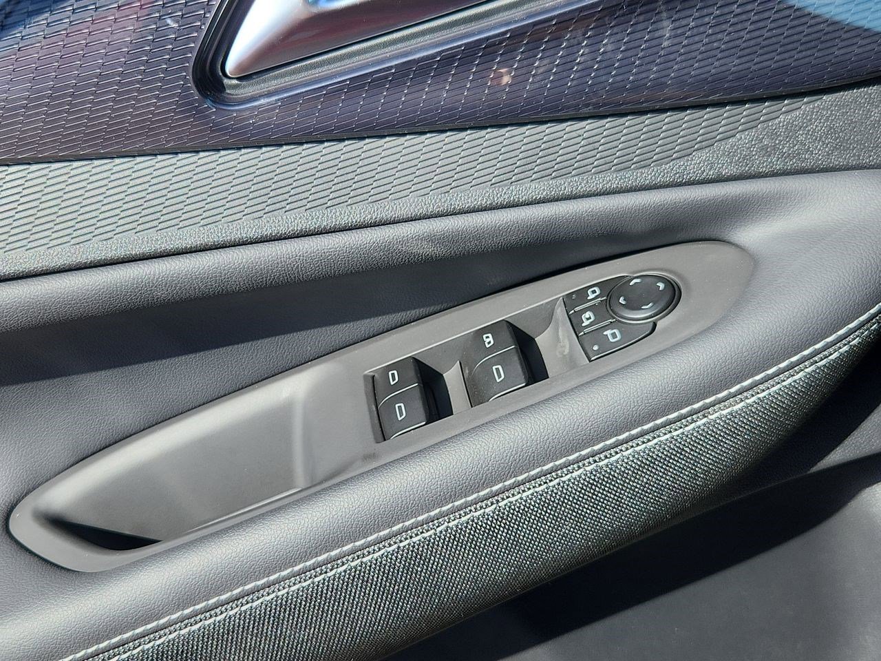 New 2026 Chevrolet Blazer EV LT w/ Super Cruise Package image 27