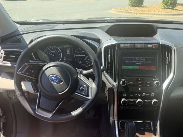 Used 2022 Subaru Ascent Touring AWD/4WD image 4