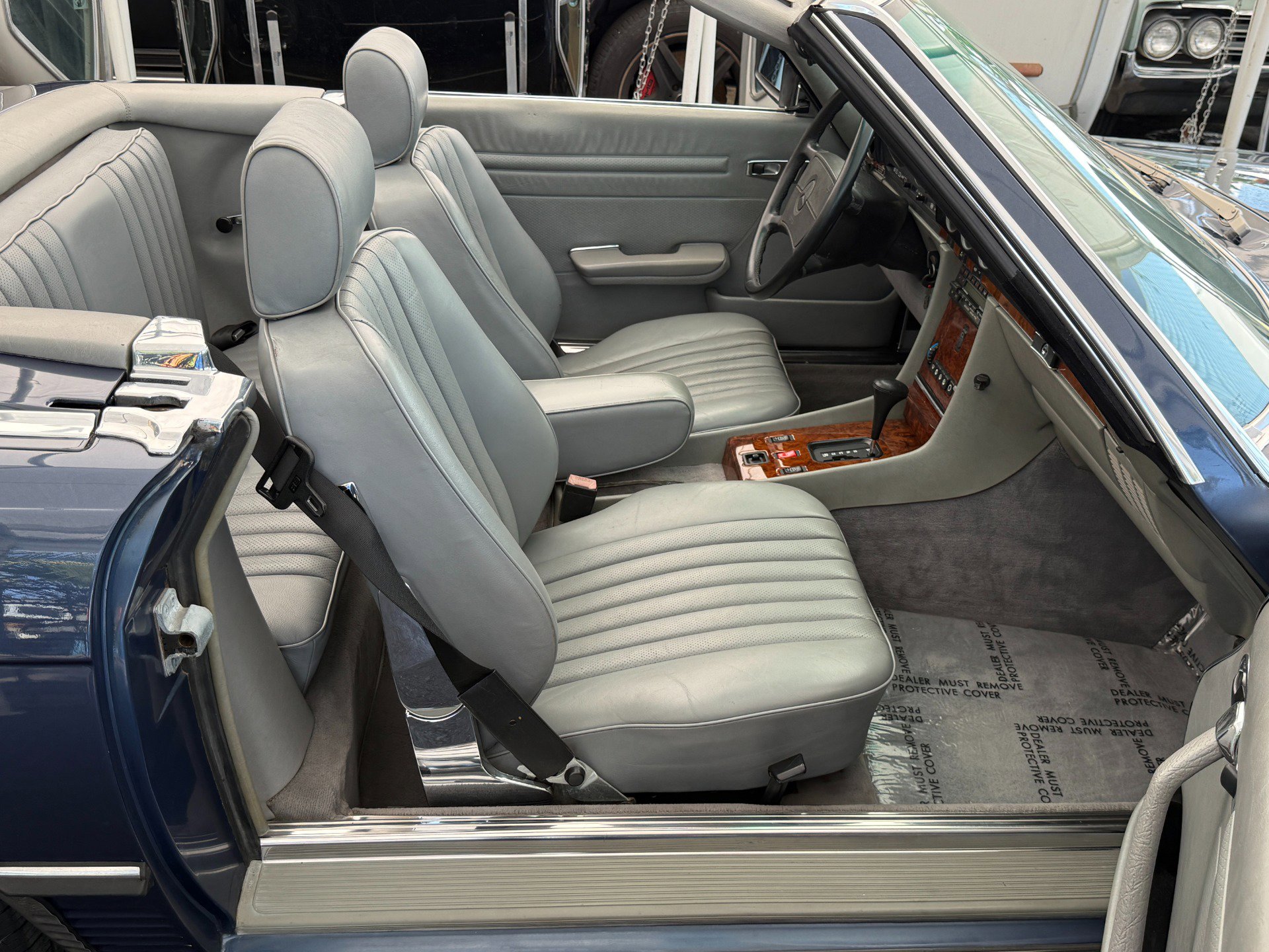 Used 1988 Mercedes-Benz 560 SL image 23