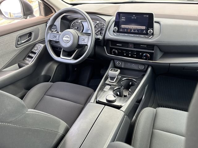 Used 2023 Nissan Rogue S image 23