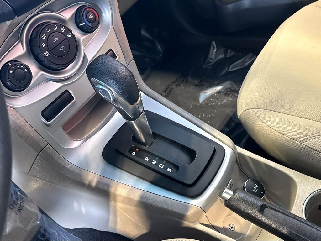 Used 2019 Ford Fiesta SE FWD image 24