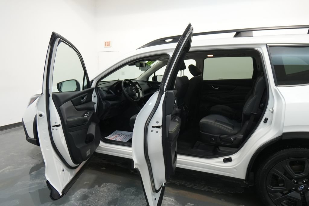 Used 2024 Subaru Ascent Onyx Edition image 26