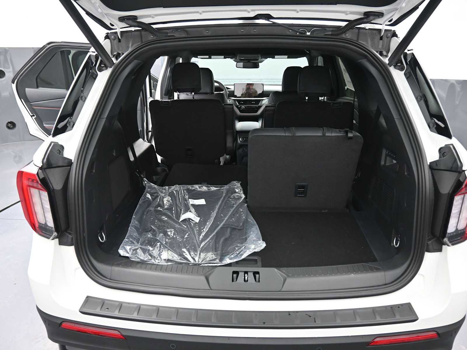 New 2026 Ford Explorer ST image 20