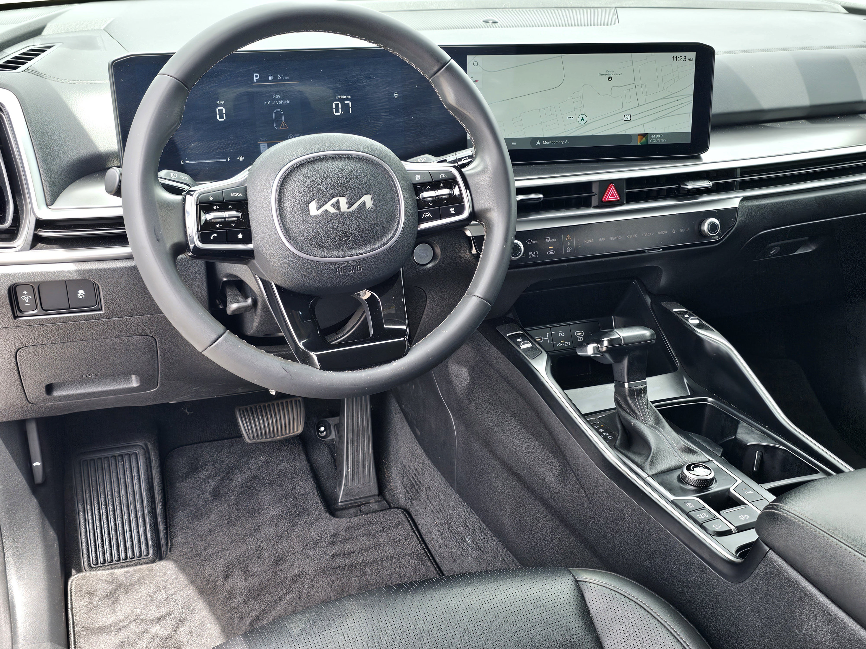 Used 2024 Kia Sorento S w/ Panoramic Sunroof Package FWD image 50