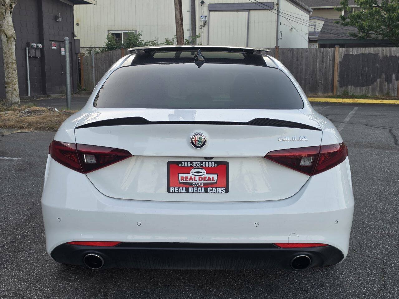 Used 2018 Alfa Romeo Giulia RWD image 6