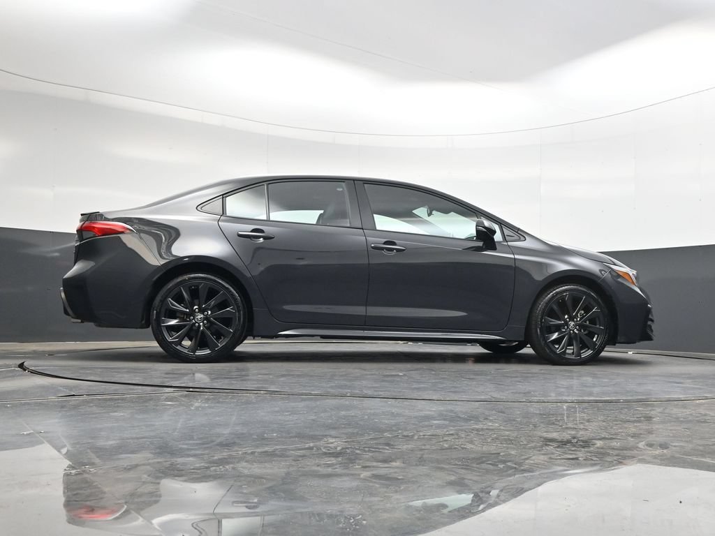 Used 2023 Toyota Corolla XSE FWD image 38