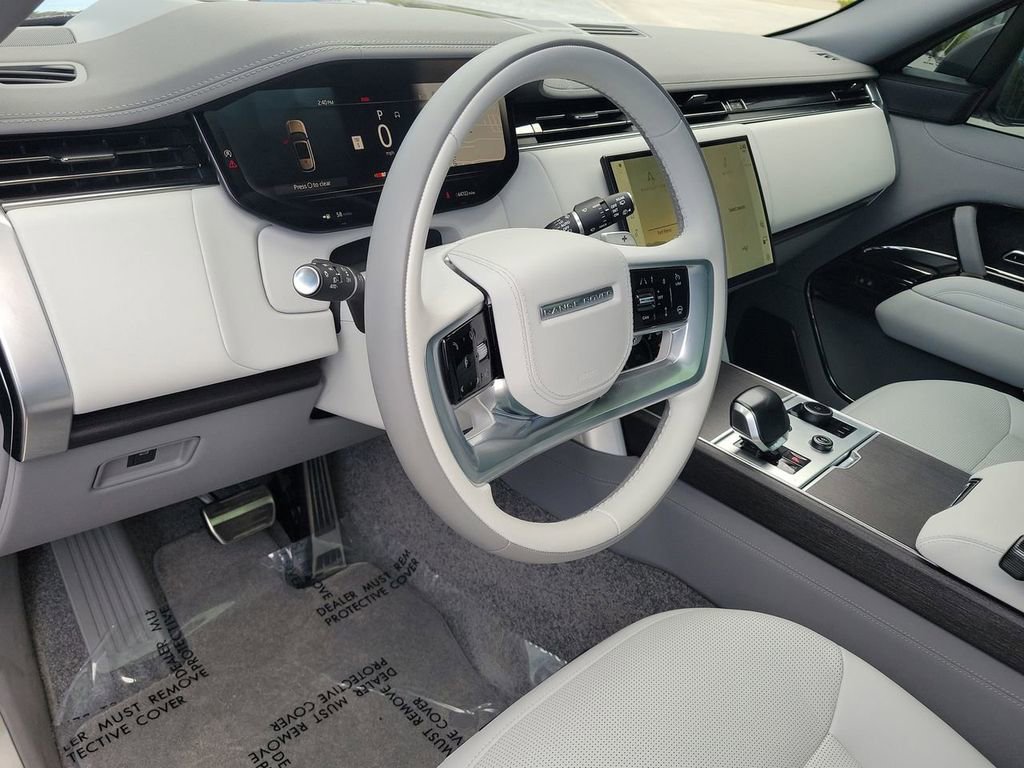 Certified 2023 Land Rover Range Rover SV AWD/4WD image 25