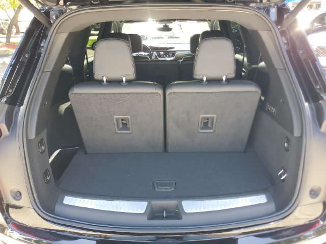 Certified 2022 Cadillac XT6 Premium Luxury w/ Technology Package FWD image 10