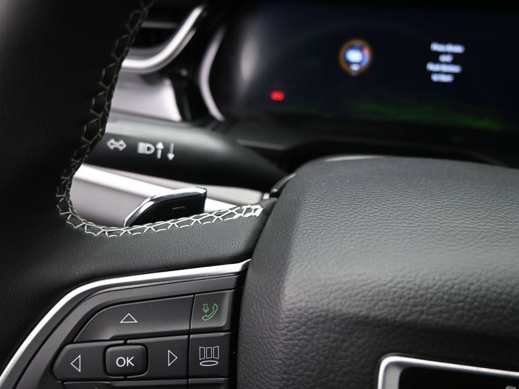 Used 2022 Jeep Grand Cherokee Limited 4xe image 24