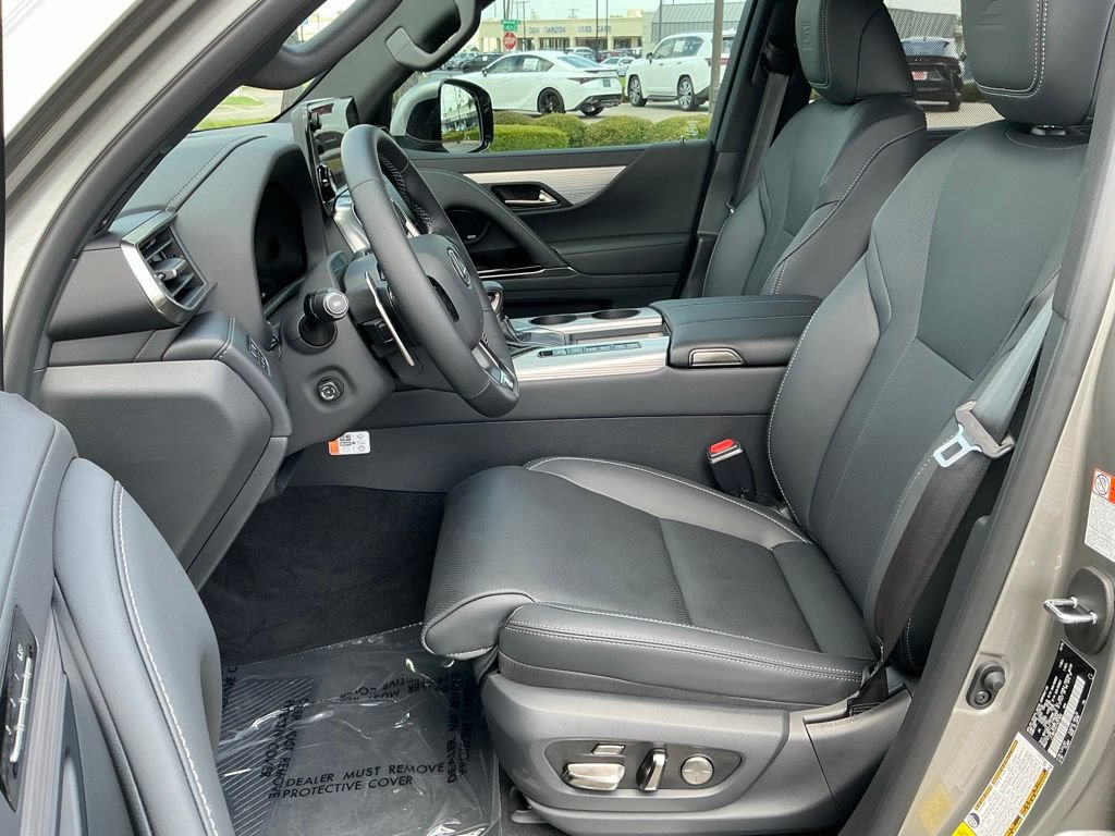 New 2026 Lexus LX 600 F Sport AWD/4WD image 13