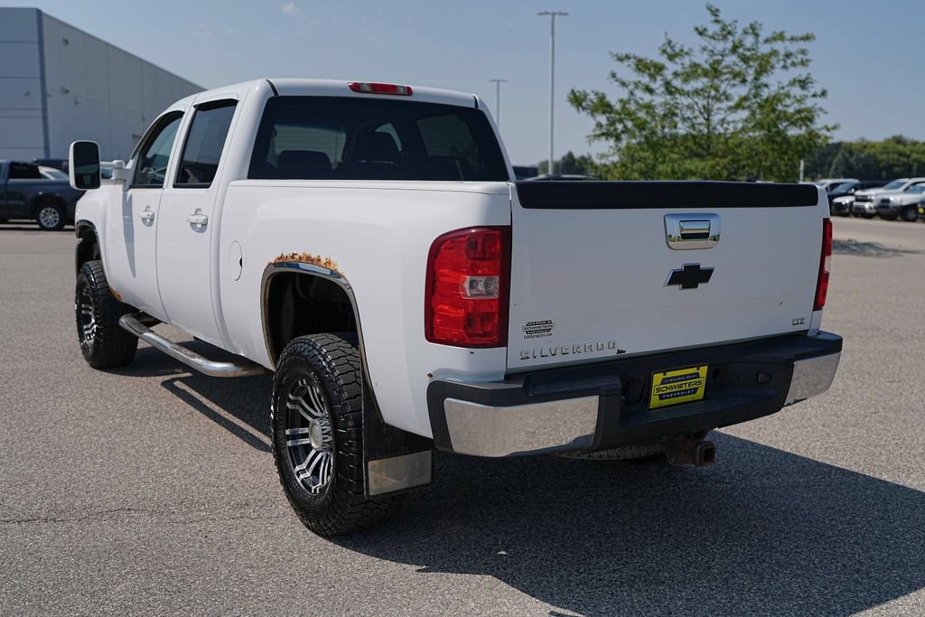 Used 2008 Chevrolet Silverado 2500 LTZ w/ Suspension Package, Off-Road AWD/4WD image 8