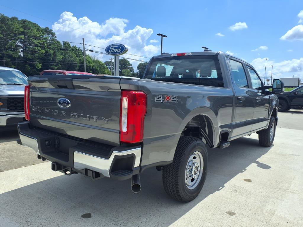 New 2025 Ford F250 XL w/ XL Chrome Package image 5