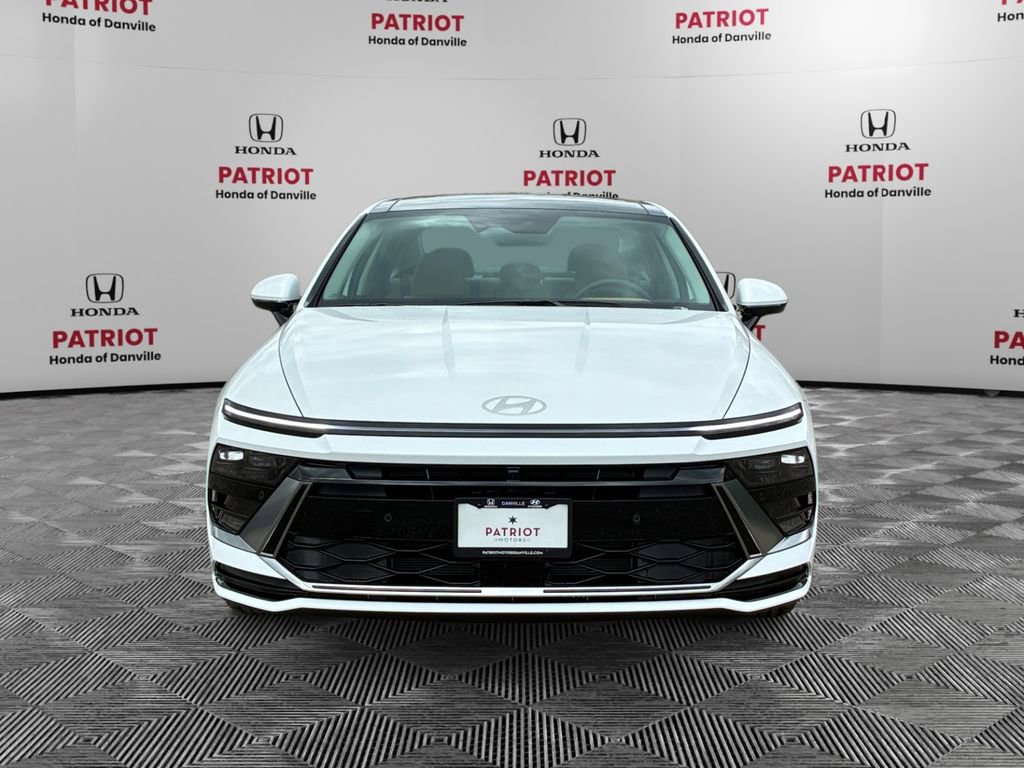 New 2026 Hyundai Sonata Limited FWD image 8
