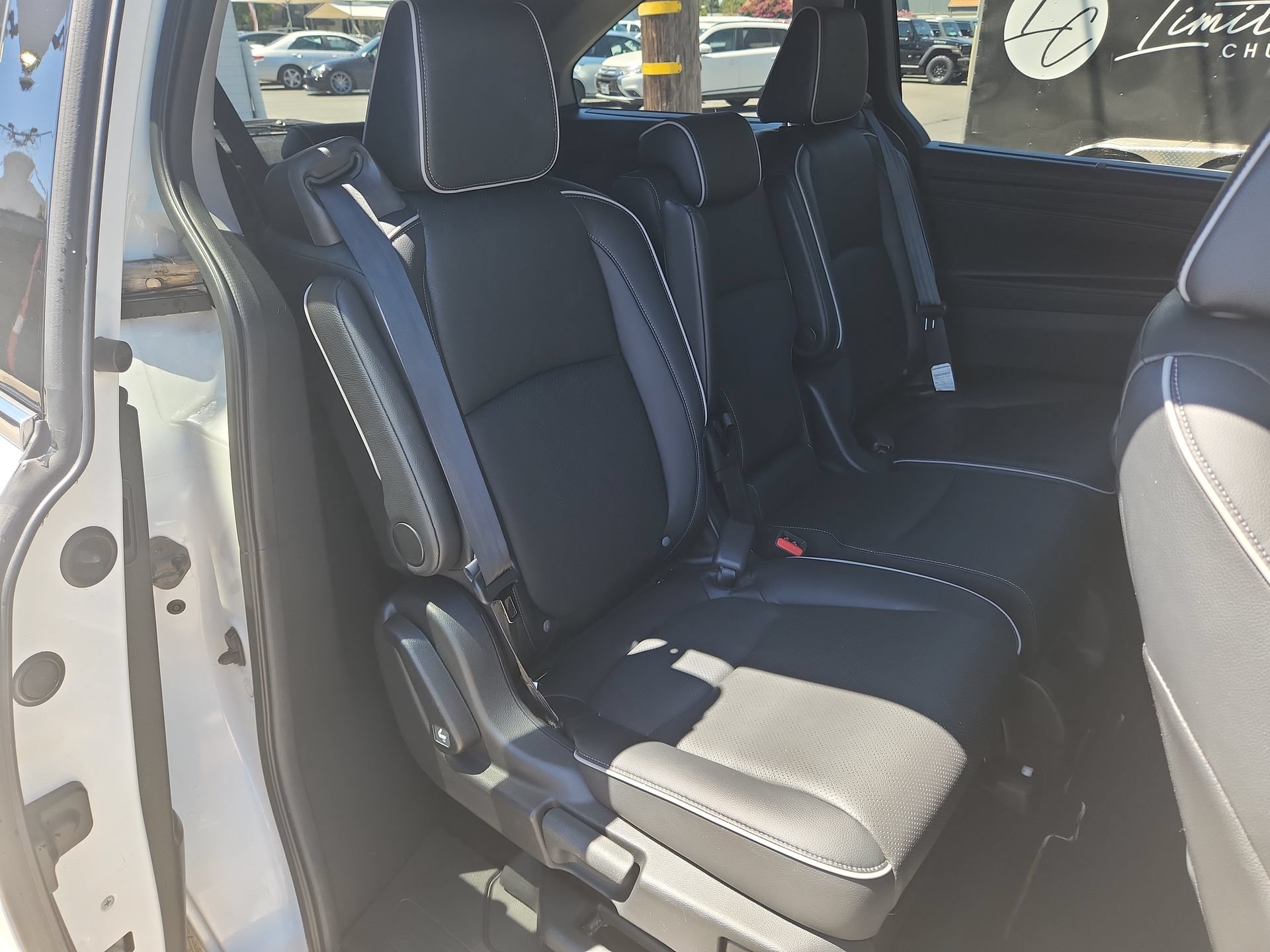 Used 2023 Honda Odyssey Elite image 29