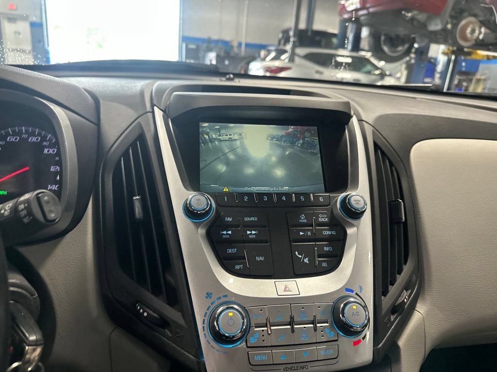 Used 2016 Chevrolet Equinox LTZ w/ Enhanced Convenience Package FWD image 5