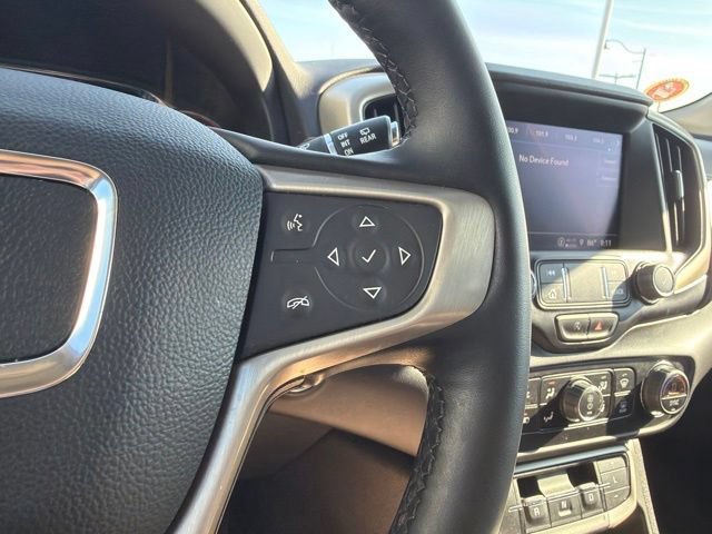 Used 2024 GMC Terrain Denali w/ Denali Premium Package AWD/4WD image 39