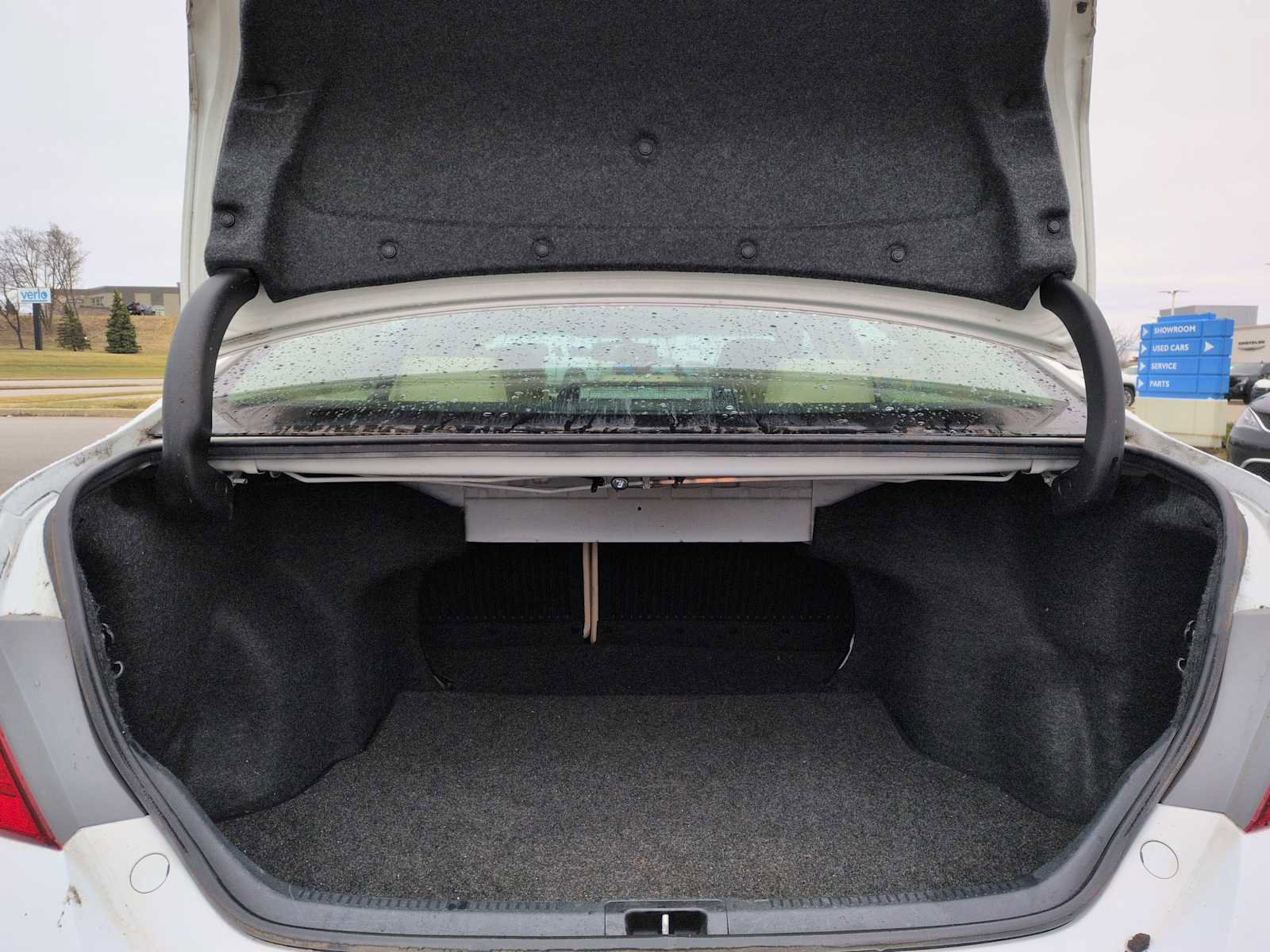 Used 2016 Toyota Camry XLE w/ Moonroof Package image 33