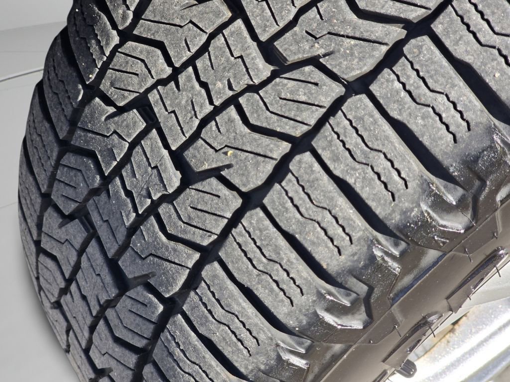 Used 2018 Ford Escape SE image 19