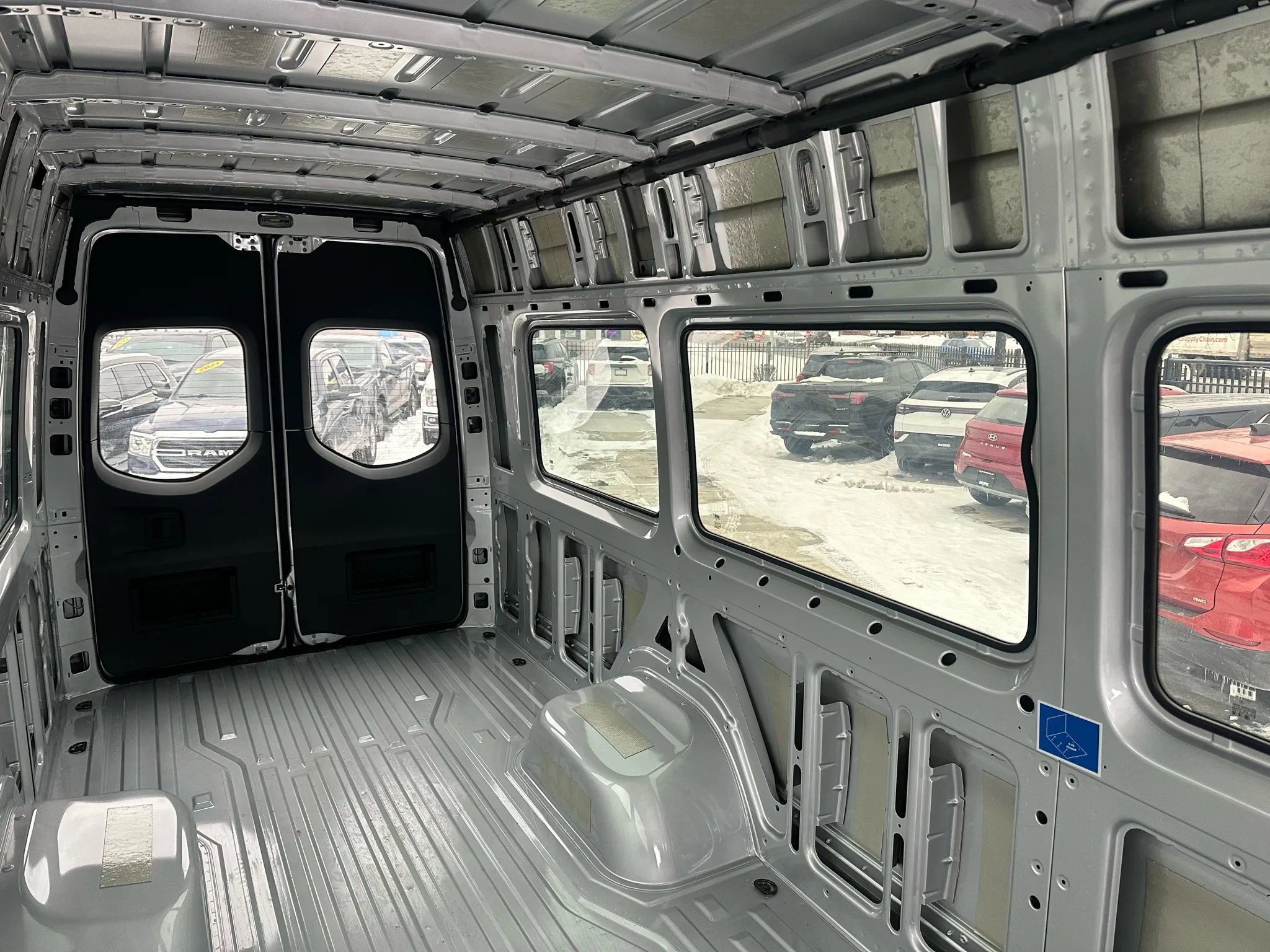 Used 2023 Mercedes-Benz Sprinter 3500 w/ Parking Package image 30