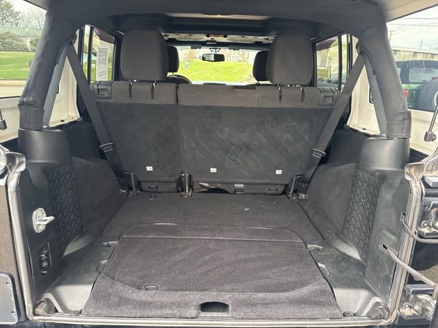 Used 2018 Jeep Wrangler Unlimited Sport S AWD/4WD image 40