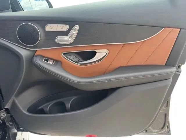 Used 2022 Mercedes-Benz GLC 300 4MATIC image 14