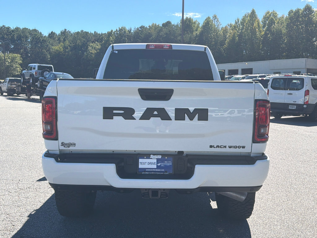 Used 2025 RAM 2500 Big Horn AWD/4WD image 6