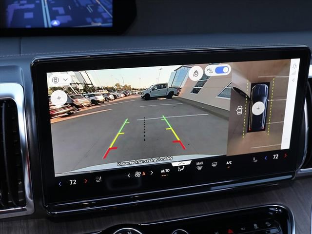 New 2025 Ford Expedition Platinum w/ Platinum Ultimate Package AWD/4WD image 26