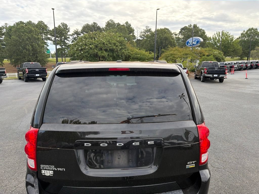 Used 2019 Dodge Grand Caravan GT FWD image 4