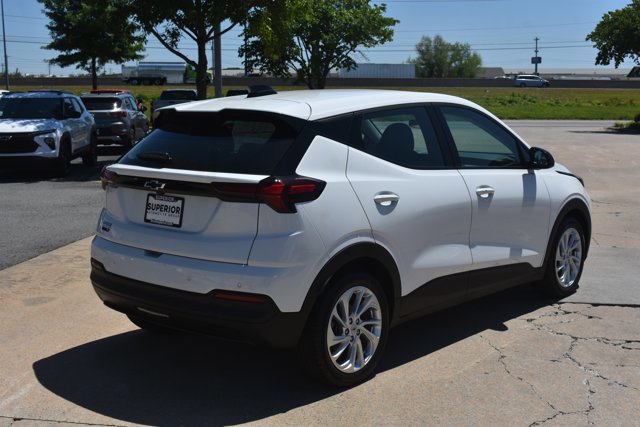 New 2027 Chevrolet Bolt LT FWD image 5